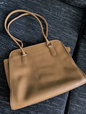 Epsilon by Efstathopoulos leather bag used, beige shoulder