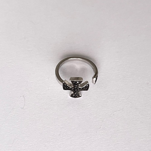Silver .925 plated ring with black zirconia new