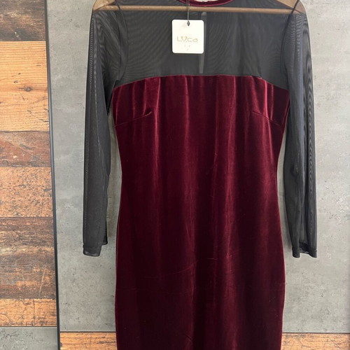 Women's burgundy velour dress new, size M