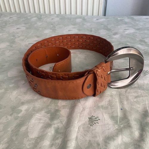 Brown women's belt synthetic leather used