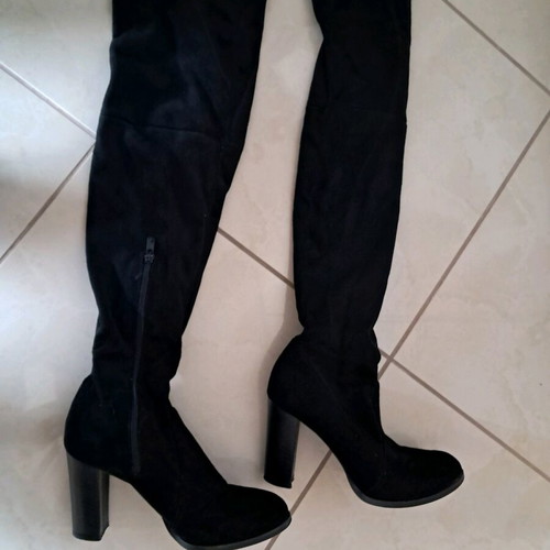 Sante black suede over-the-knee boots like new size 37