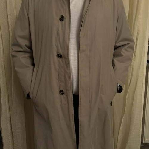 Bugatti men's trench coat like new, beige with removable lining