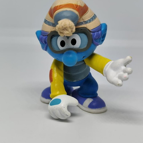 Smurf Skiier Figure Peyo like new, collectible
