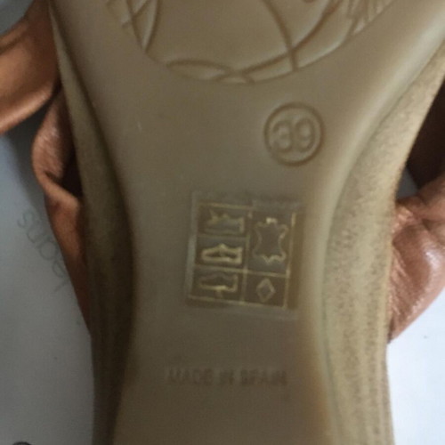 Women's leather flip-flops new, Spanish, beige, size 38.5