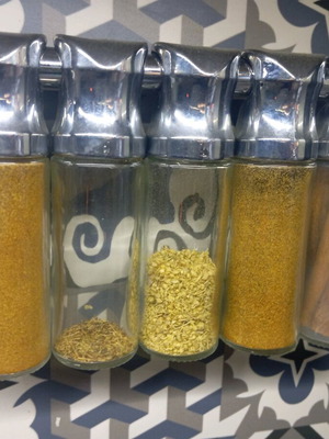 Spice containers like new, set of 5 pieces