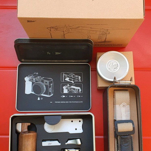 Vintage Camera Cage for FujiFujifilm X100VI Travel Kit+Lens Cap+Strap