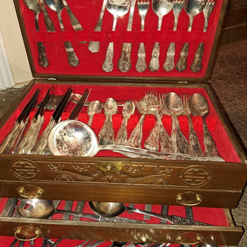 Carved antique box 40 years old like new, filled with silver cutlery