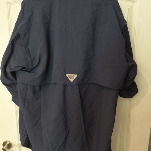 PFG Performance Fishing Gear Shirt new, size large