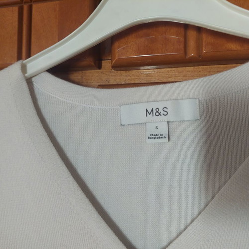 M&S striped V-neck cotton blouse like new, black and white