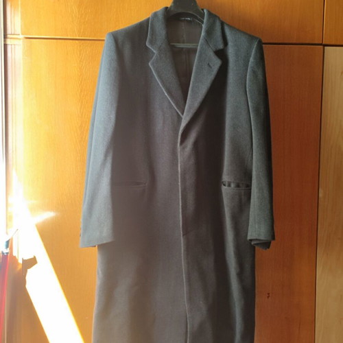 Pierre Cardin men's coat like new, size 50, gray wool with satin lining