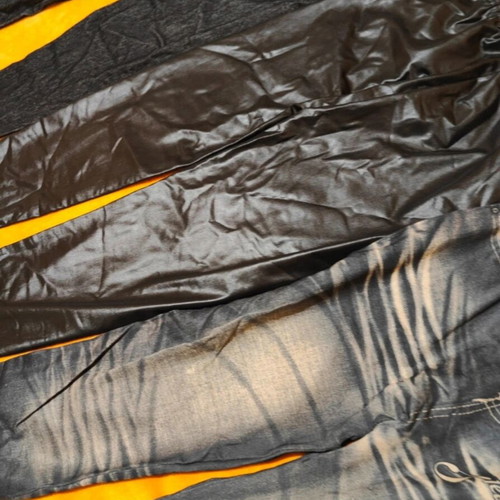 Set of 4 elastic leggings Large new with unique designs