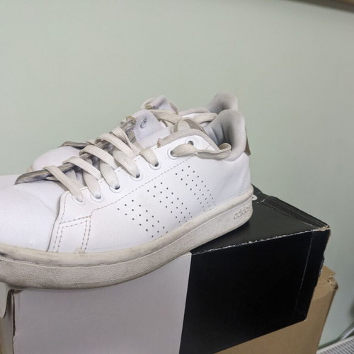 Adidas Advantage tennis shoes 38 2/3 used, white