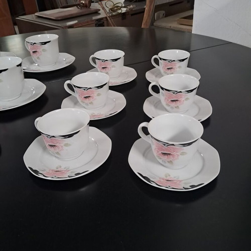 Coffee cup set like new, 12 pieces