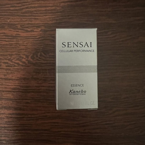 Sensai Cellular Performance Essence new, pack of 12 x 7ml