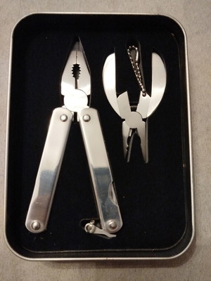 Multitool set in metal box new, unused