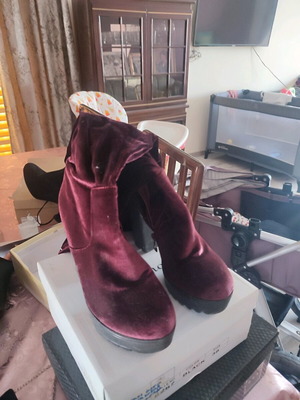 Over-the-knee boots used, velvet, size 39, red