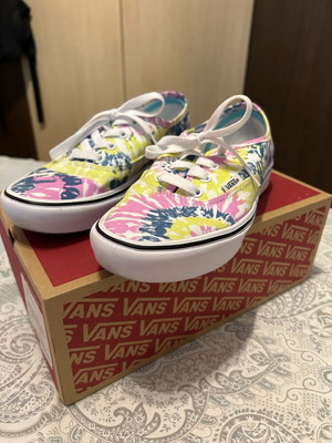 Vans Comfycush Authentic colorful, worn once