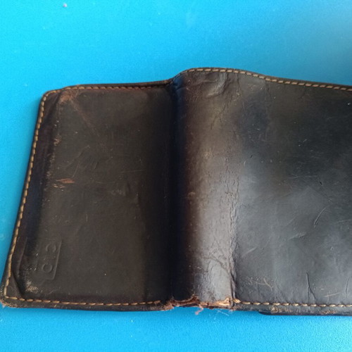 Vintage men's wallet, genuine leather, brown