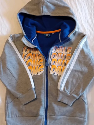 Lonsdale kids tracksuit set used for 5-6 years, grey and blue