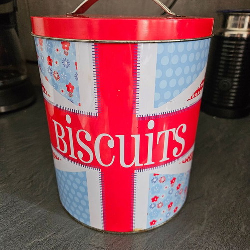 Vintage biscuit tin used