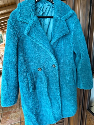 Winter women's coat like new, size Large, petrol color