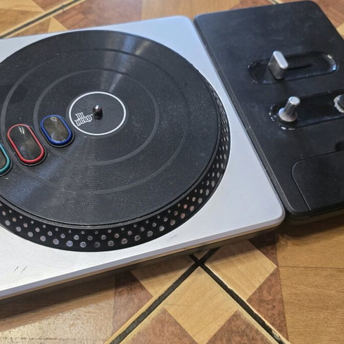 DJ Hero Xbox 360 controller used, without dongle