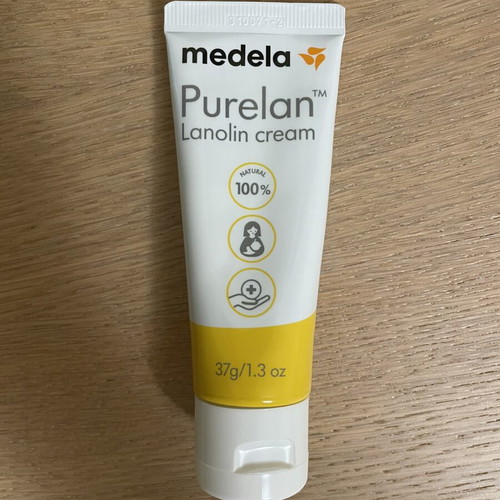 Medela Purelan lanolin cream for breastfeeding nipples, new sealed