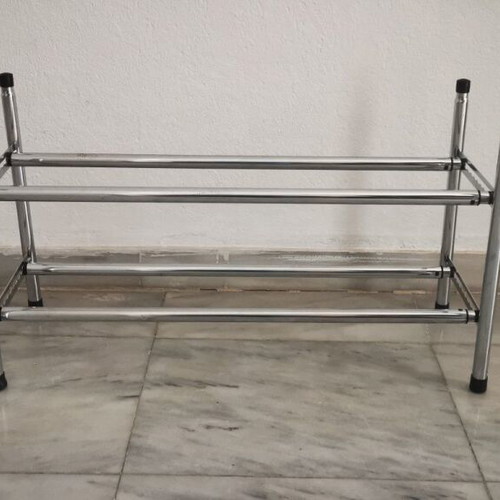 Expandable shoe rack two-tier silver, like new