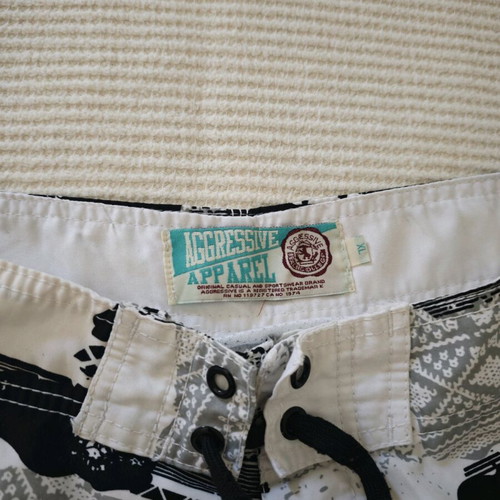 Aggressive swimwear like new, size XL, black and white