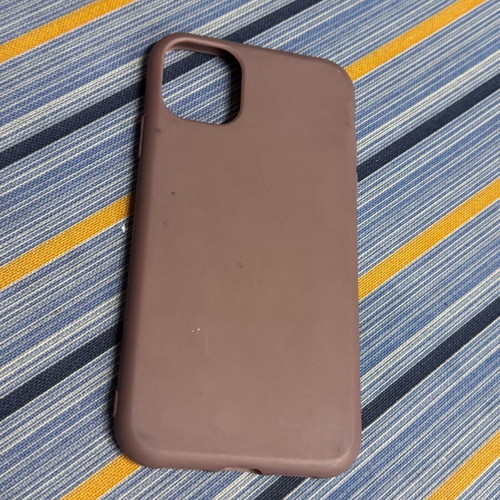 iPhone 11 cases like new