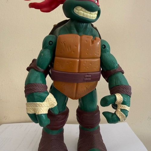 Raphael Teenage Mutant Ninja Turtle figure 25cm like new, with opening shell