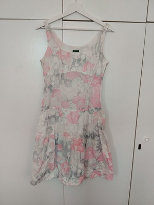 Benetton Vintage γυναικείο φλοραλ φόρεμα σαν καινούργιο, small-medium