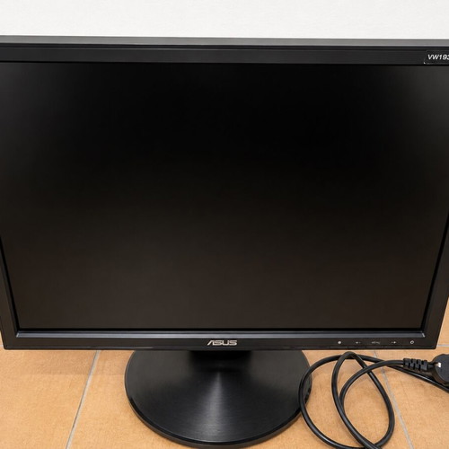 Asus 19-inch monitor used