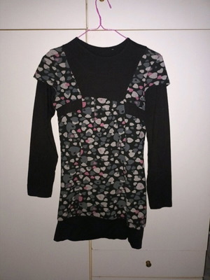 Blouzoforema like new, size S, beautiful design