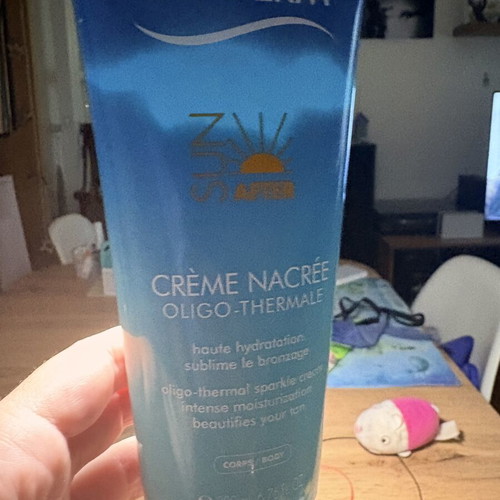 Biotherm Crème Nacrée body cream