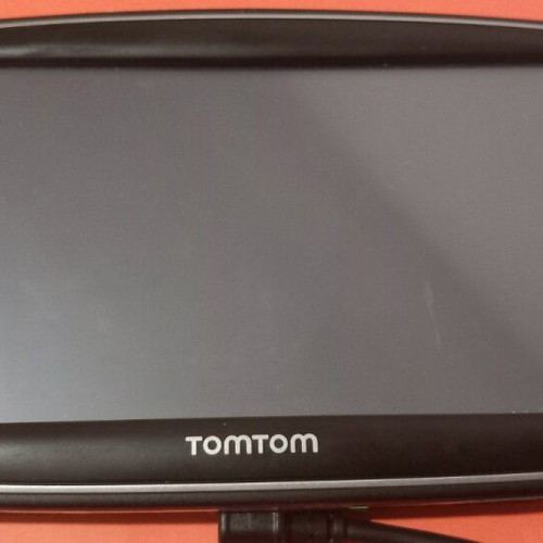 Tom Tom one XXL used, with all accessories without Greece maps