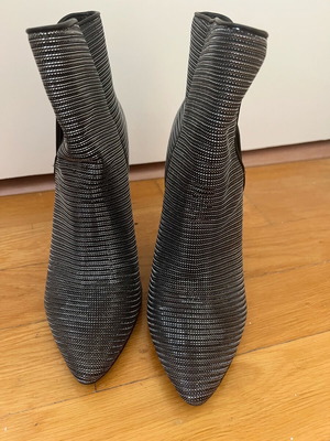 Μποτάκι αστραγάλου Nak μαύρο ασημί σαν καινούργιο, μέγεθος 39