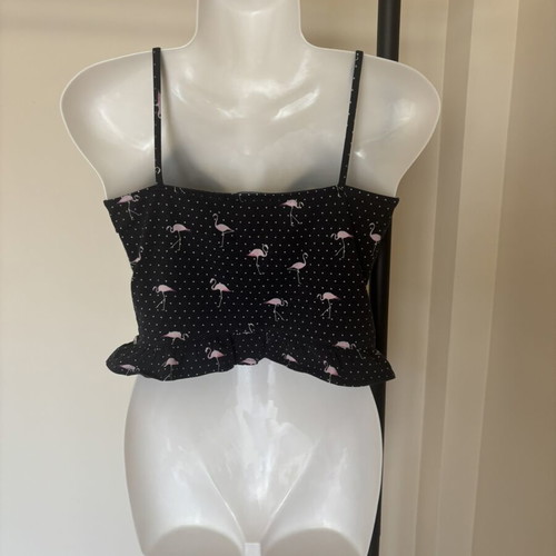 Tally Weijl crop top size L like new with flamingo print
