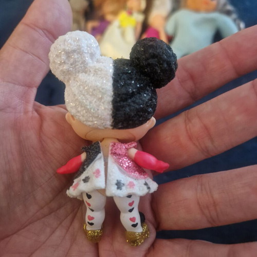 LOL Surprise Heartbreaker figure with black and white glitter hair