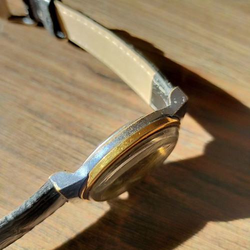 Mechanical wristwatch