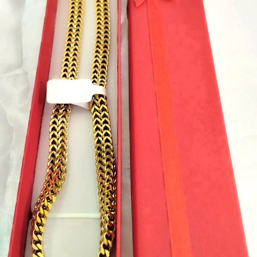 Gold Stainless Steel Choker Necklace new with heavy solid chain