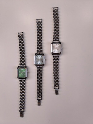 Set of 3 beautiful women's watches, silver