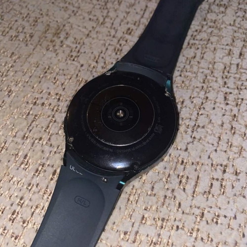 Samsung Galaxy Watch 4 used, good condition, fully functional