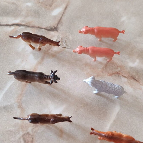 Set of 9 animal figures, approx. 6 cm