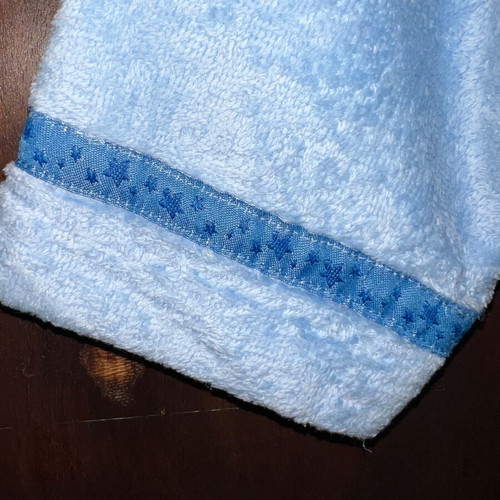 Children's robe for 4-year-old boy, blue