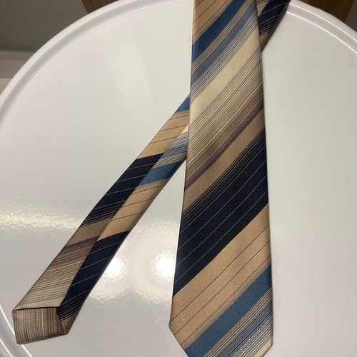 Boem tie like new, beige, made in Greece