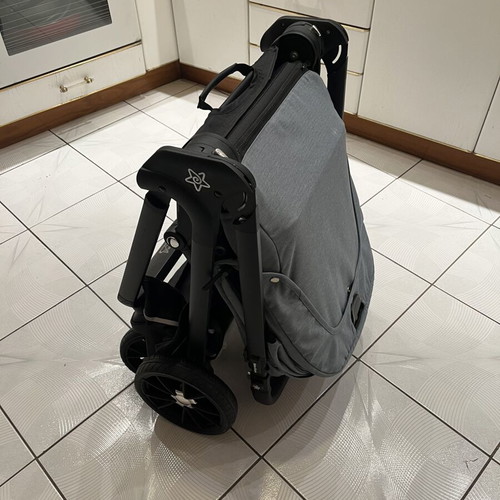 Bebe Stars Baby Stroller like new with egg and accessories