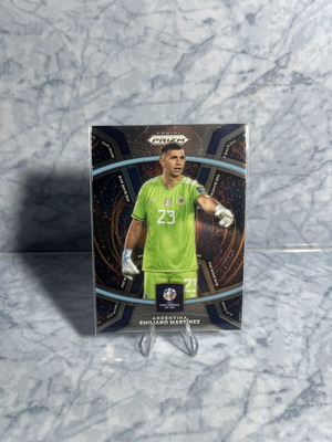 2024 Panini Prizm CONMEBOL Copa America Phenomenon Emiliano Martinez #29
