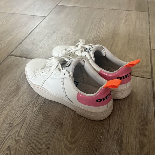 Diesel vintage shoes like new, white and pink, size 37