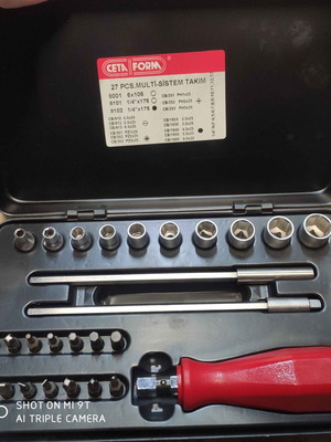 CETA FORM screwdriver set with multiple bits and extensions new